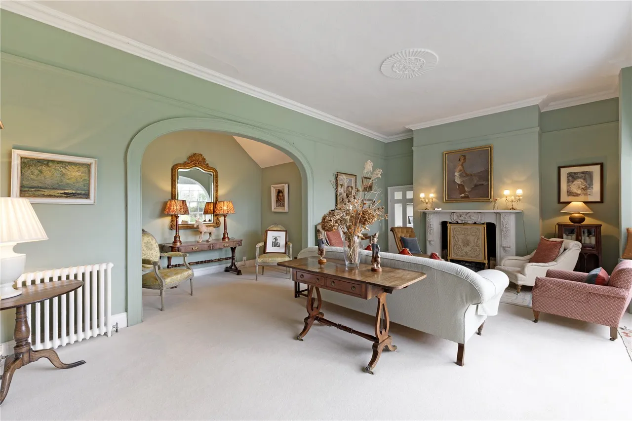West Overton, Marlborough, SN8, photo 4