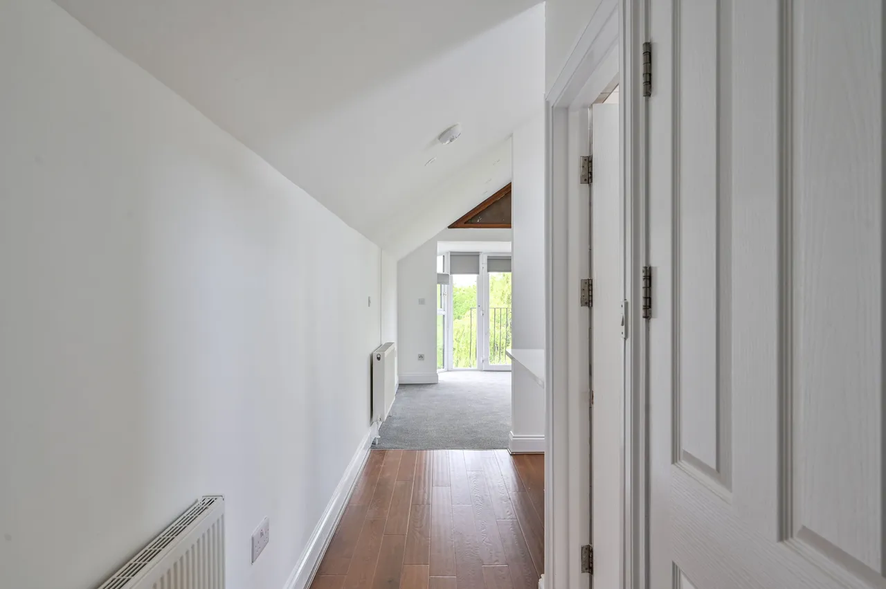 Flat 12, April Court, 43 Copers Cope Road, Beckenham, photo 11