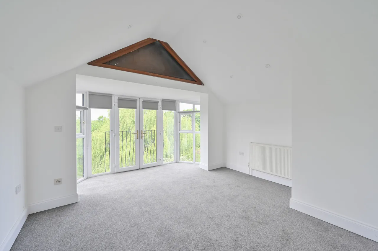 Flat 12, April Court, 43 Copers Cope Road, Beckenham, photo 9