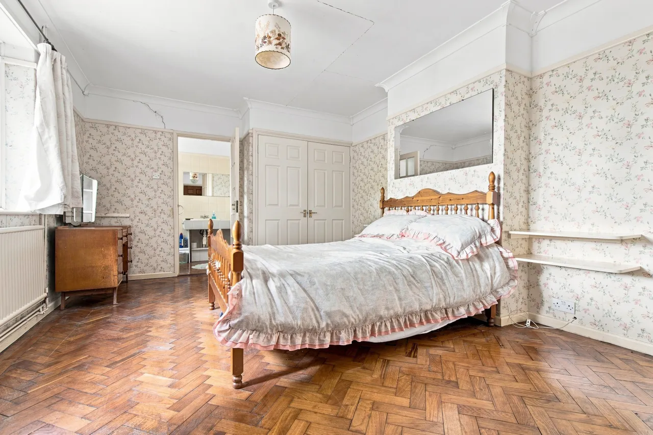 Chalkshire Road, Butlers Cross, HP17, photo 10