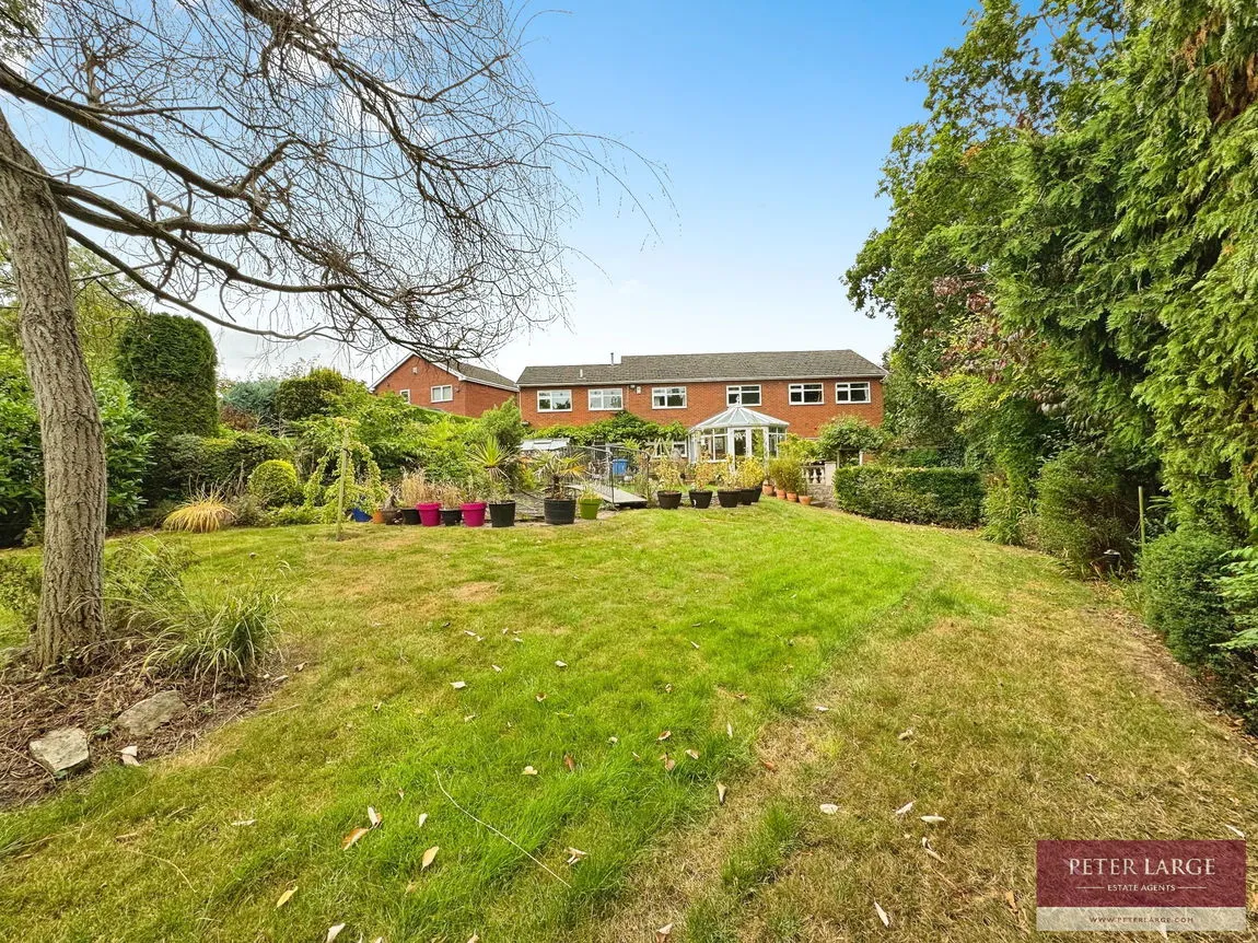 Bryn Coed, St. Asaph, Denbighshire, LL17 0DQ, photo 2