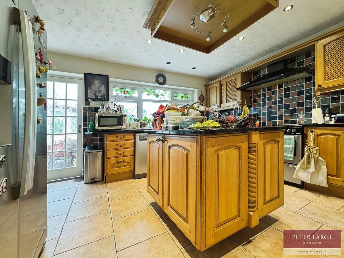 Bryn Coed, St. Asaph, Denbighshire, LL17 0DQ, photo 10