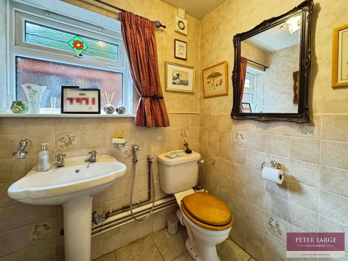 Bryn Coed, St. Asaph, Denbighshire, LL17 0DQ, photo 15
