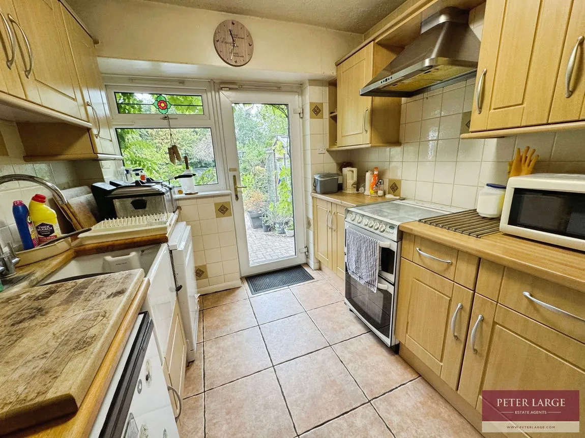 Bryn Coed, St. Asaph, Denbighshire, LL17 0DQ, photo 13