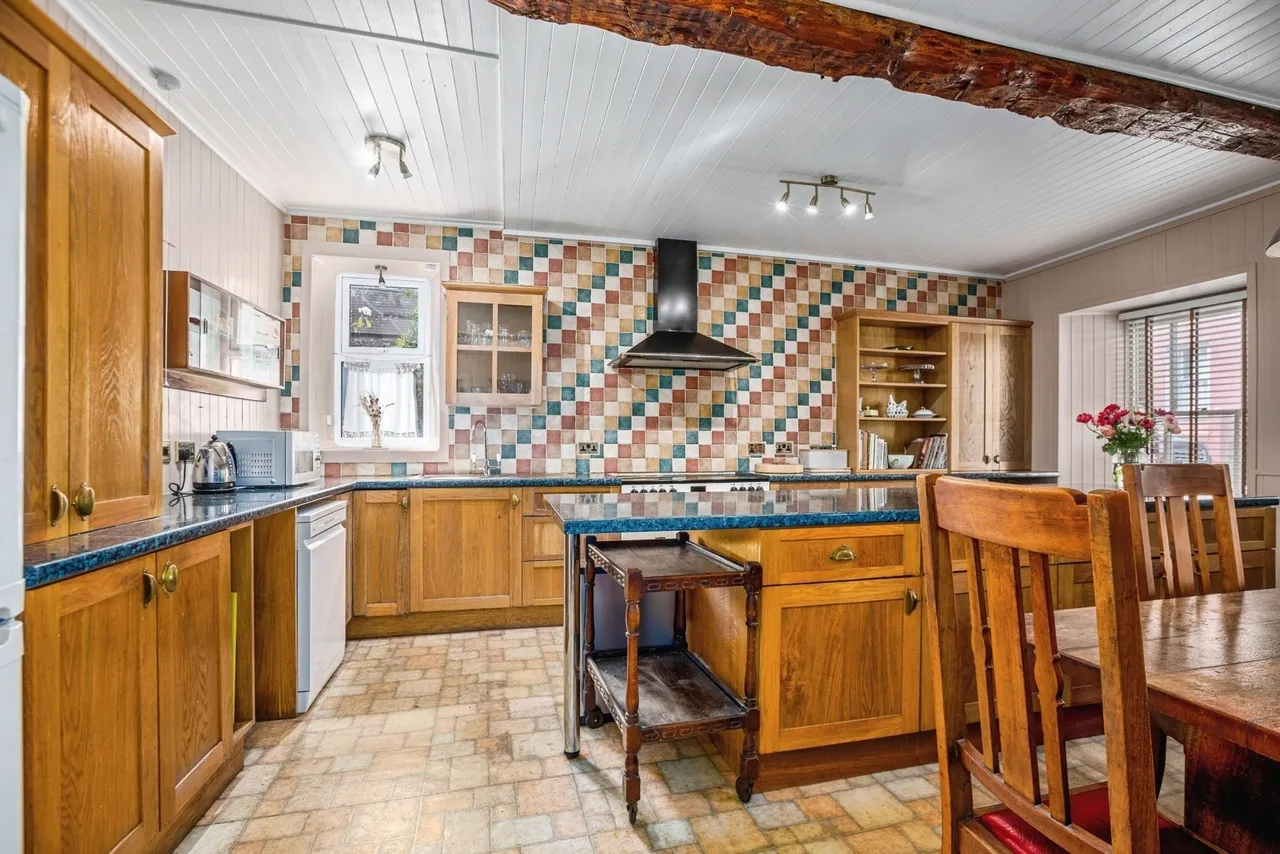 Church Street, Llangadog, SA19, photo 4