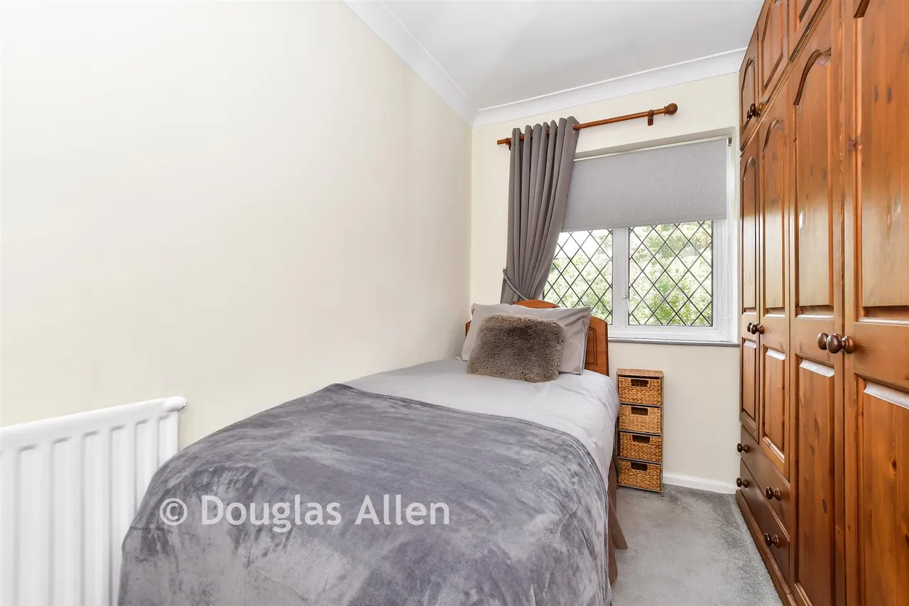 Marjorams Avenue, Loughton, IG10, photo 7