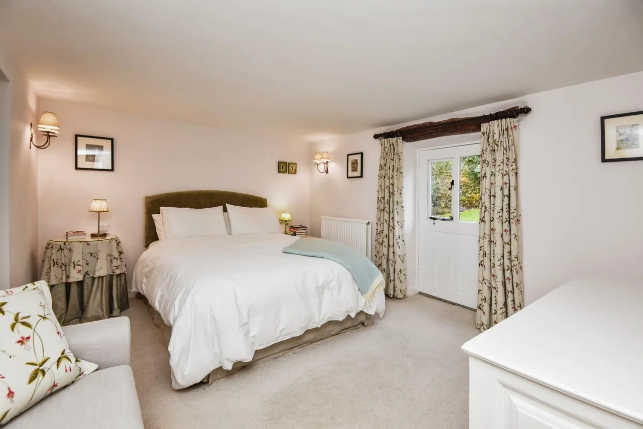 The Old Post Office, Crosthwaite, LA8, photo 11