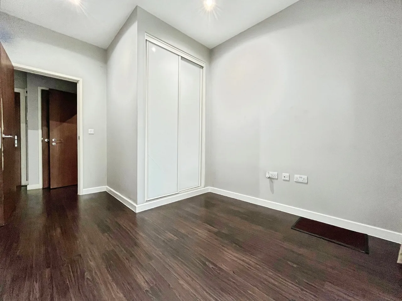 Bath Road, Harlington, UB3, photo 7
