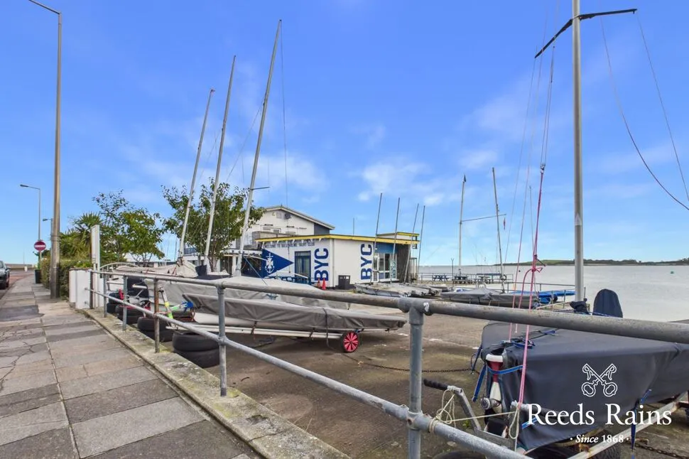 Seacliff Road, BT20, photo 29