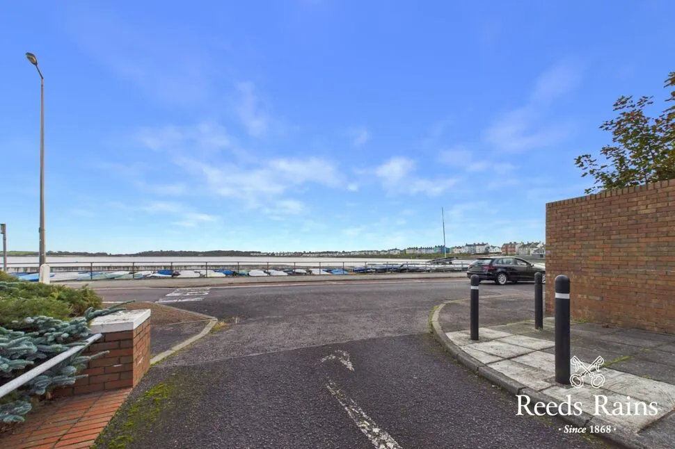 Seacliff Road, BT20, photo 26