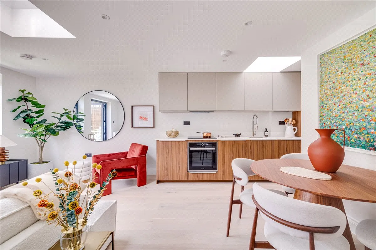 Standen Road, London, SW18, photo 6