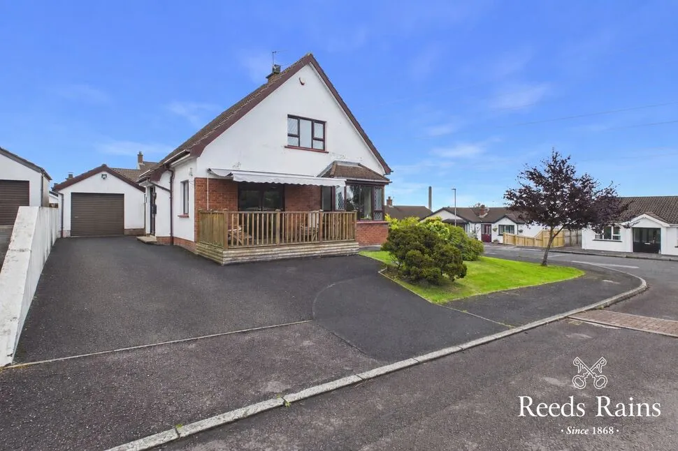 3 bed house for sale, Broadlands, Carrickfergus, BT38