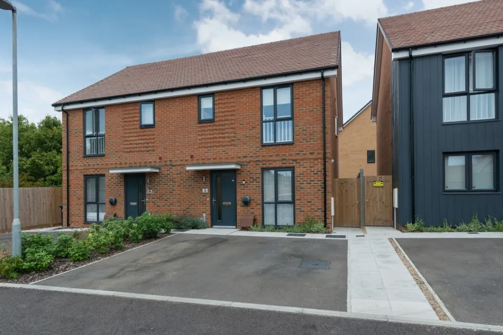 3 bed house for sale, Page Close, Herne Bay