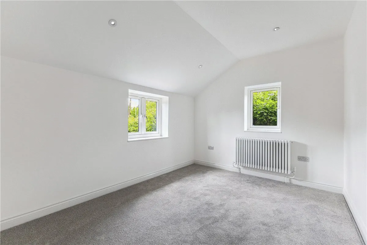 High Street, Burbage, SN8, photo 12