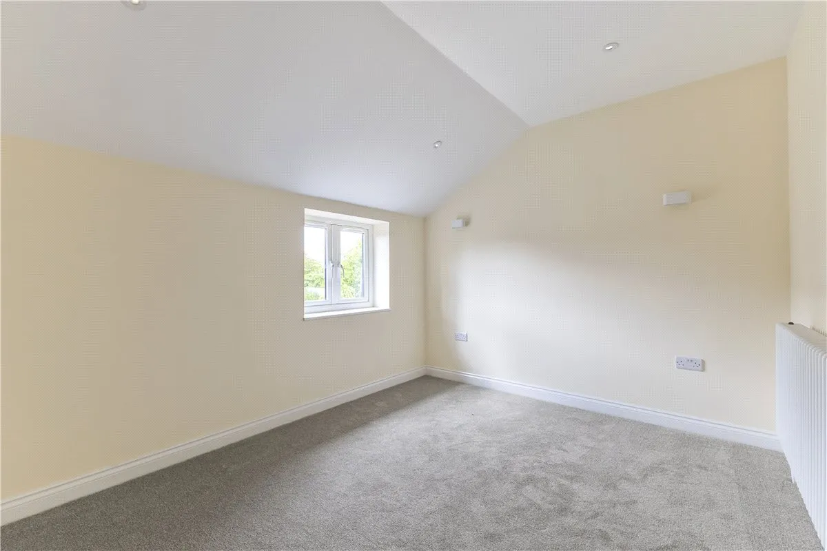 High Street, Burbage, SN8, photo 10
