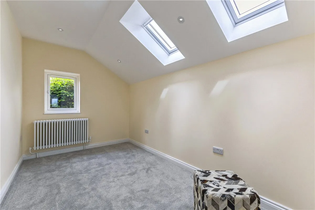 High Street, Burbage, SN8, photo 11