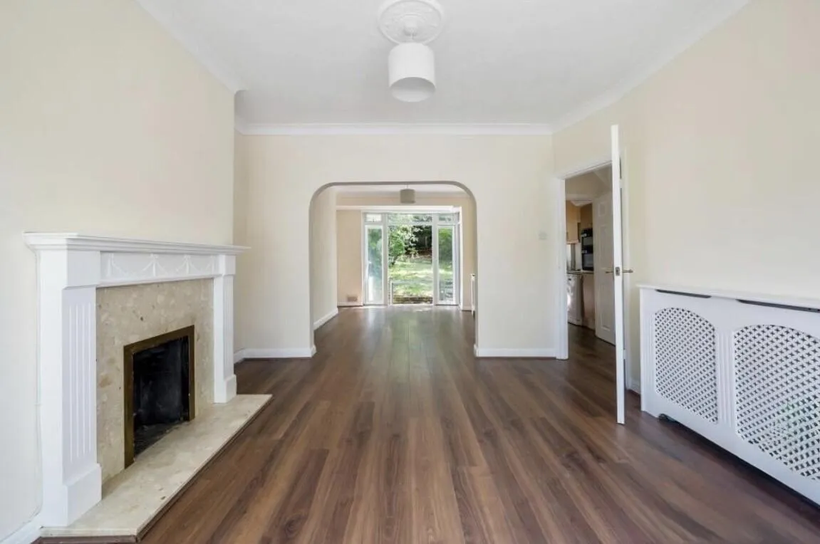 Clayhill Crescent, London, SE9 4JB, photo 3