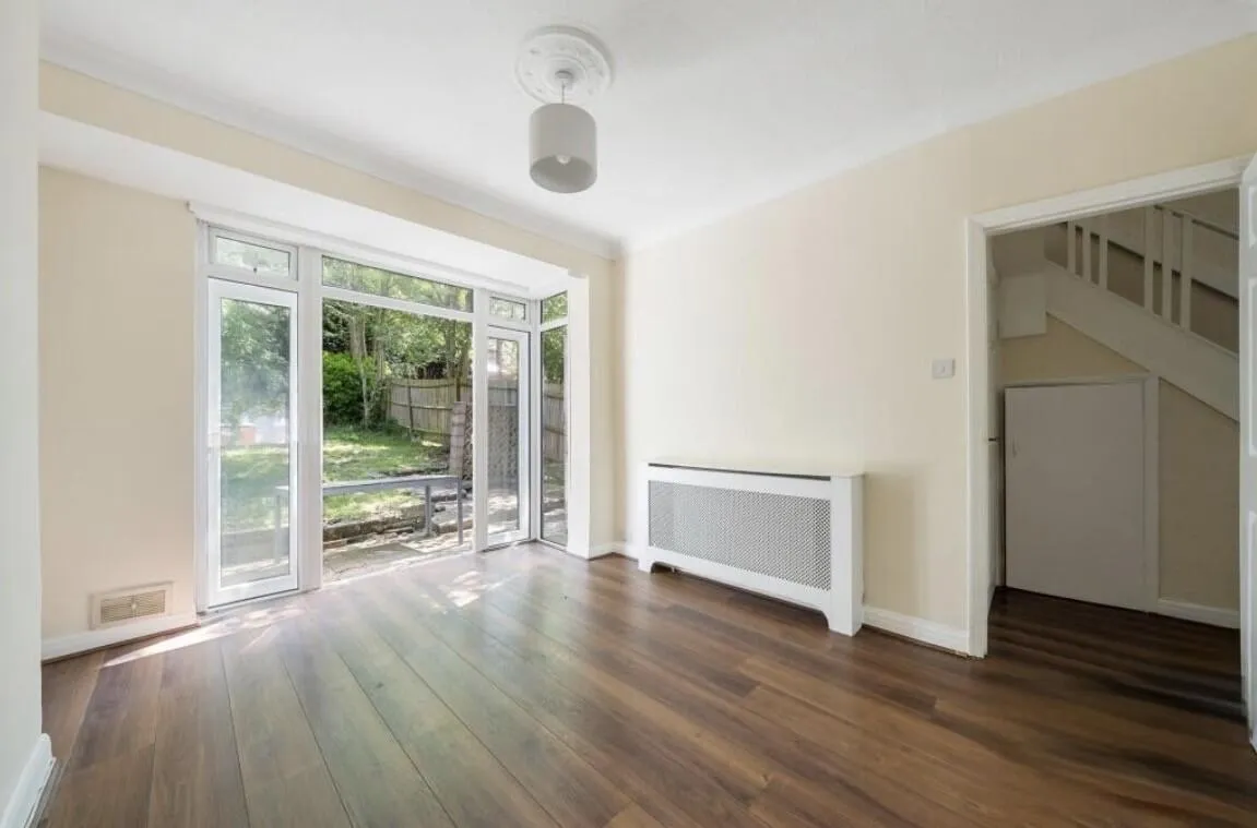 Clayhill Crescent, London, SE9 4JB, photo 4
