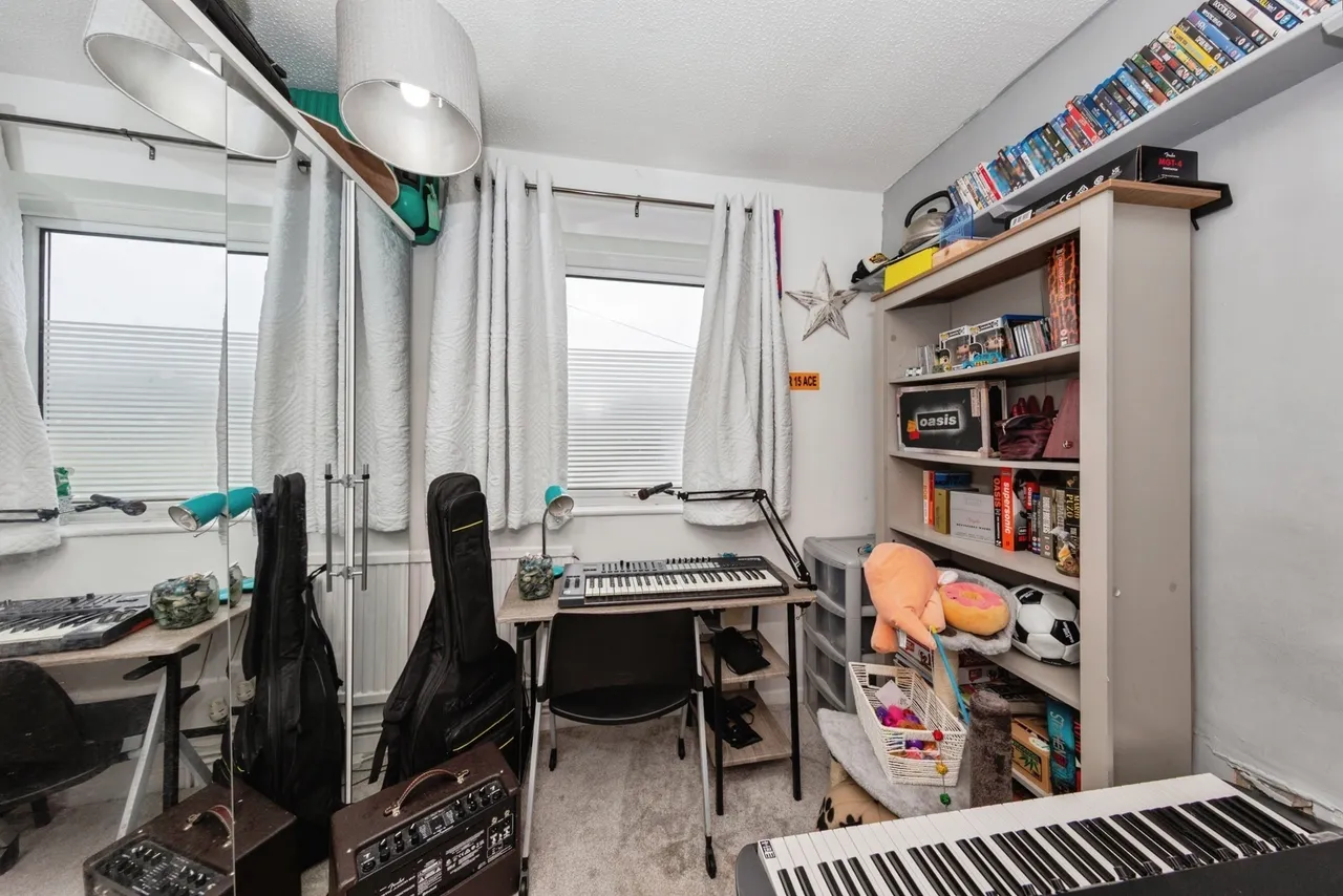 Bro Myrddin, Carmarthen, SA31, photo 13