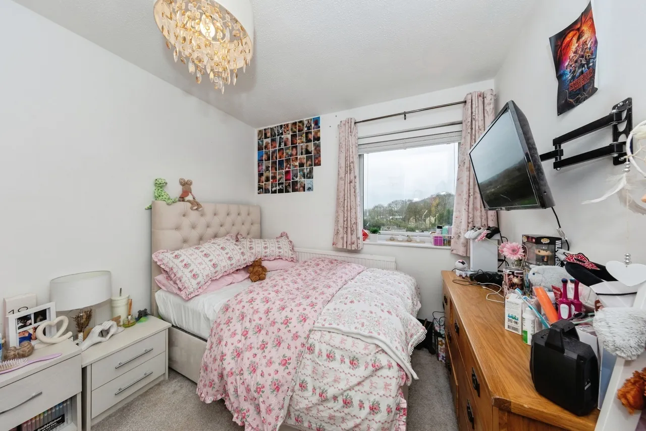 Bro Myrddin, Carmarthen, SA31, photo 12