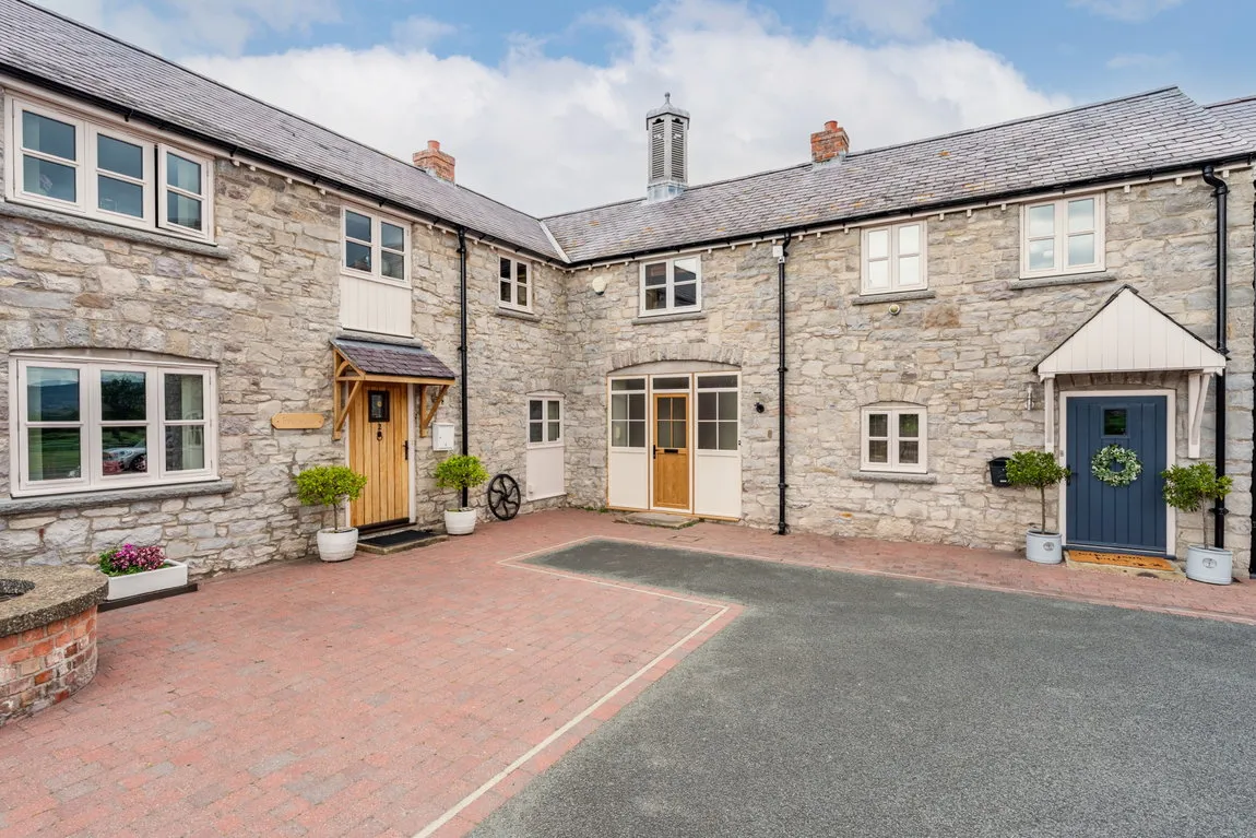 Mold Road, Denbigh, Denbighshire, LL16 4BH, photo 24