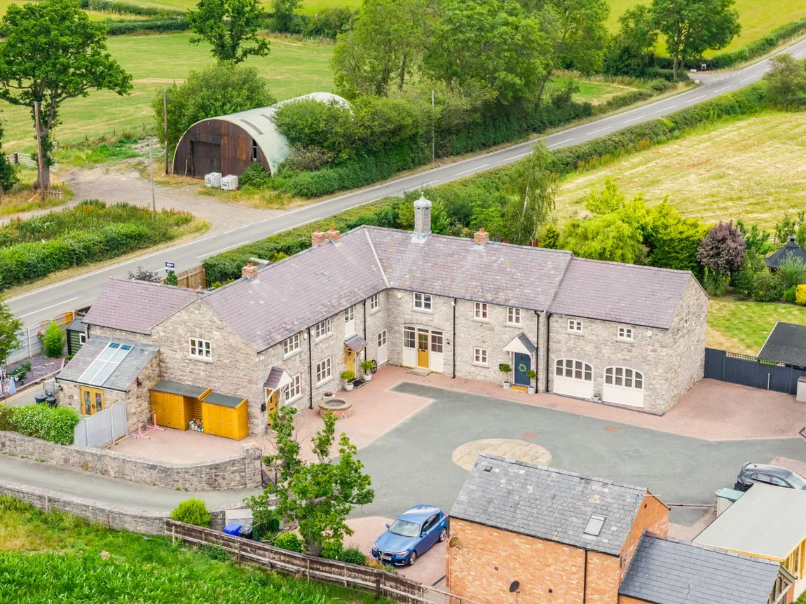 Mold Road, Denbigh, Denbighshire, LL16 4BH, photo 20