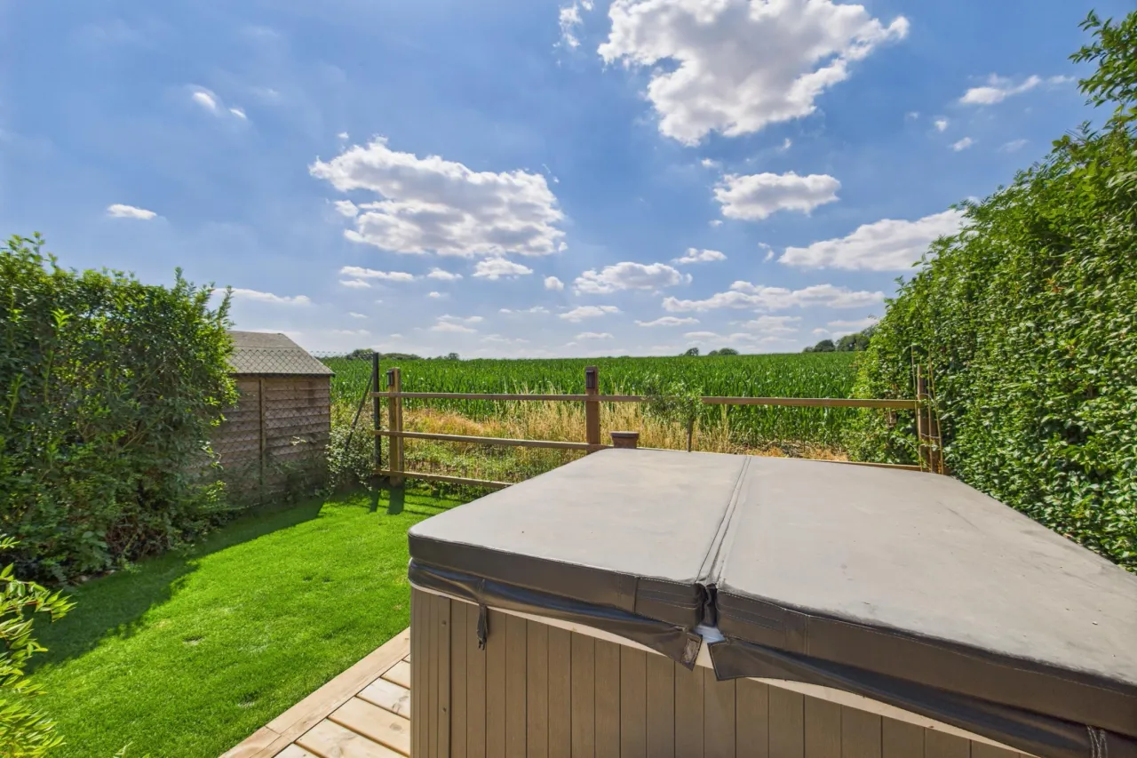 Beechfield, Kings Langley, WD4, photo 18