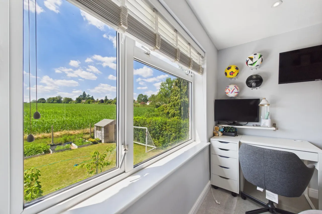 Beechfield, Kings Langley, WD4, photo 17