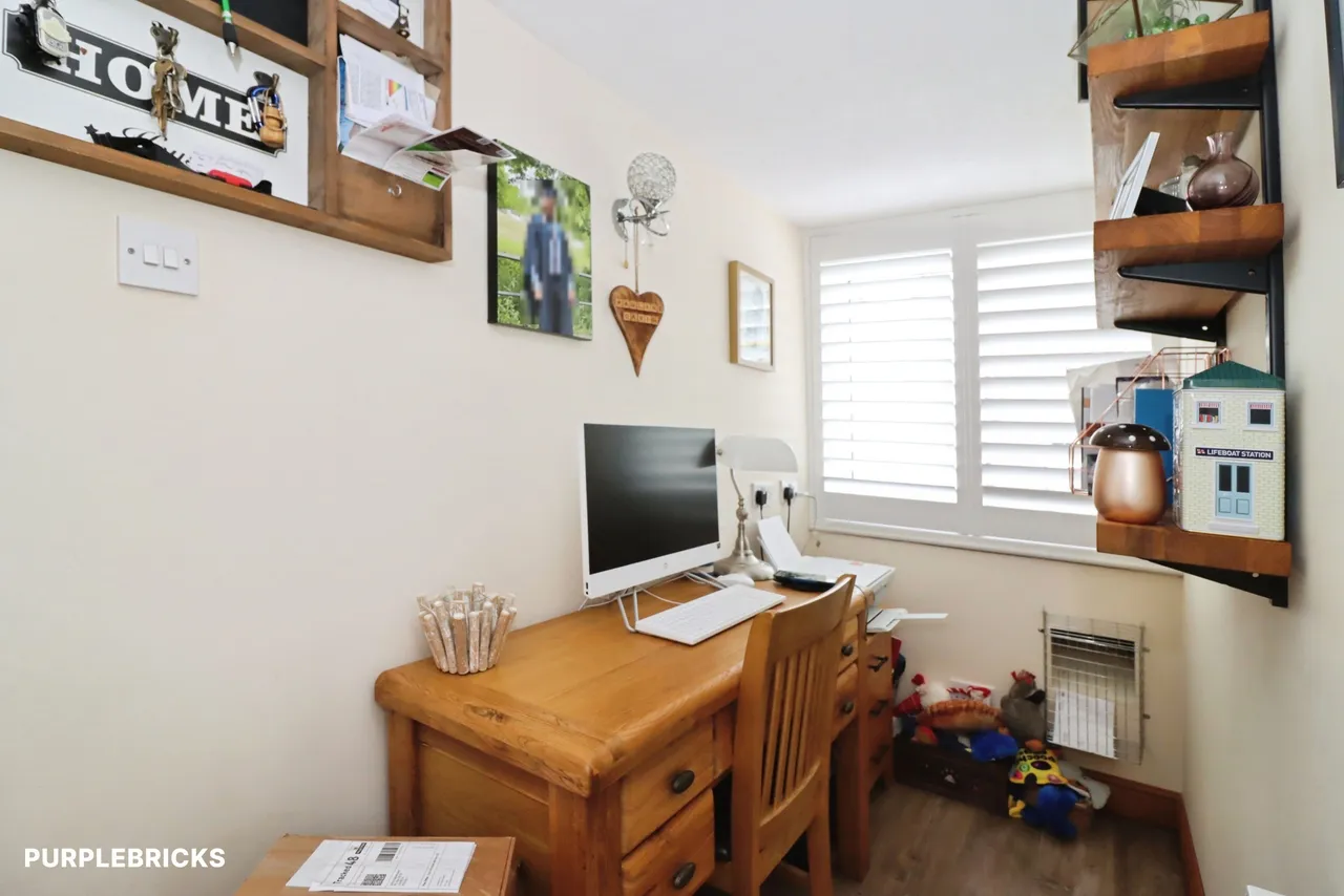 The Greenway, Worksop, S80, photo 8