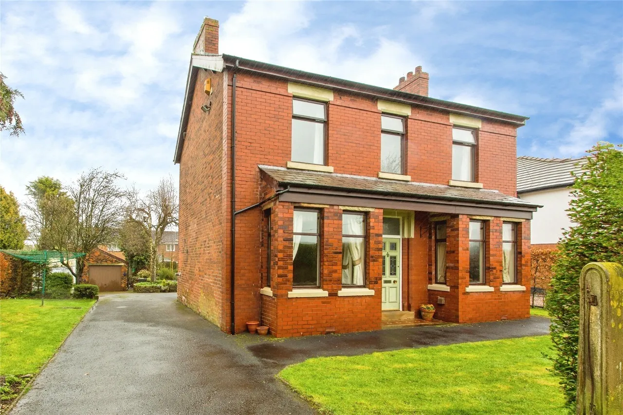 Miller Lane, Cottam, PR4, photo 20