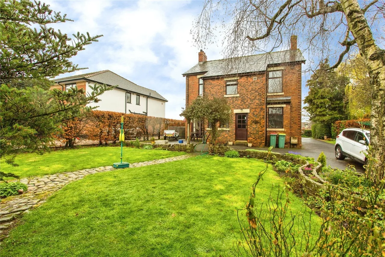Miller Lane, Cottam, PR4, photo 21