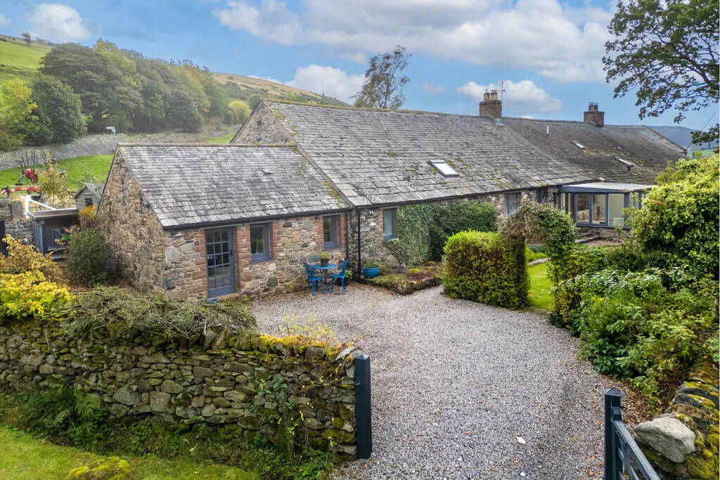 3 bed house for sale, Nab End Cottage