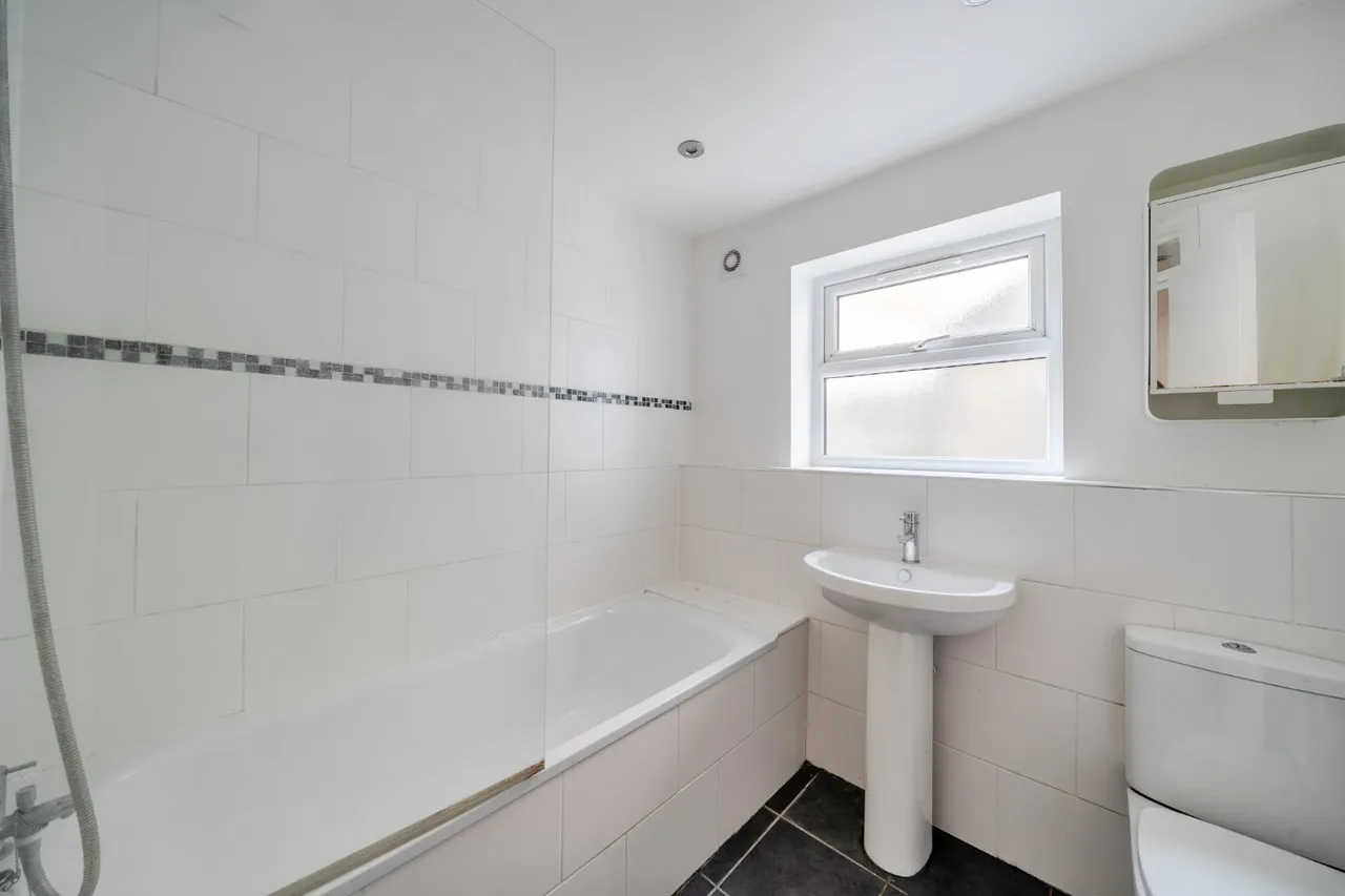 Cambria Road, Camberwell, SE5, photo 13