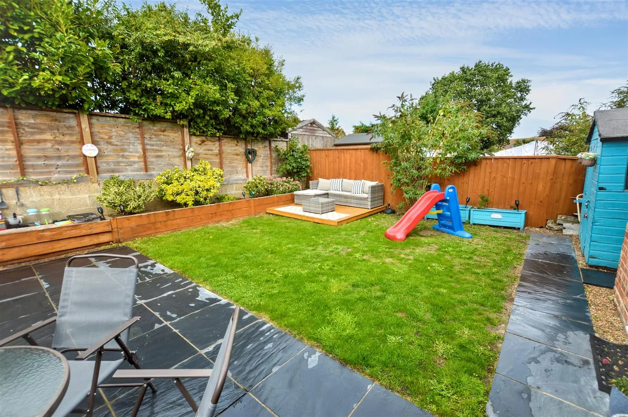 Pine Grove, Sheringham, NR26, photo 23
