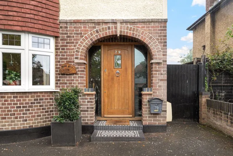 Hare Hill, Row Town KT15 1DJ, photo 22