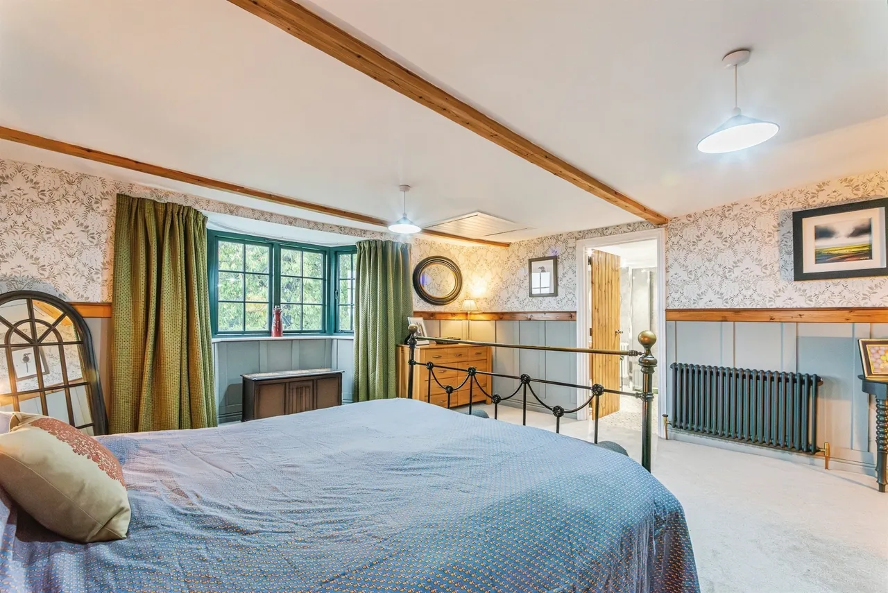 High Street, Ashbury, SN6, photo 13