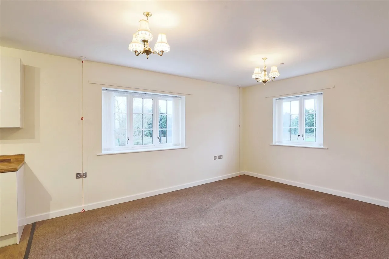 Parsons Gardens, Broadway, WR12, photo 11
