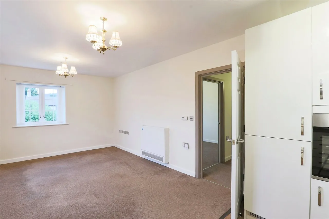 Parsons Gardens, Broadway, WR12, photo 8
