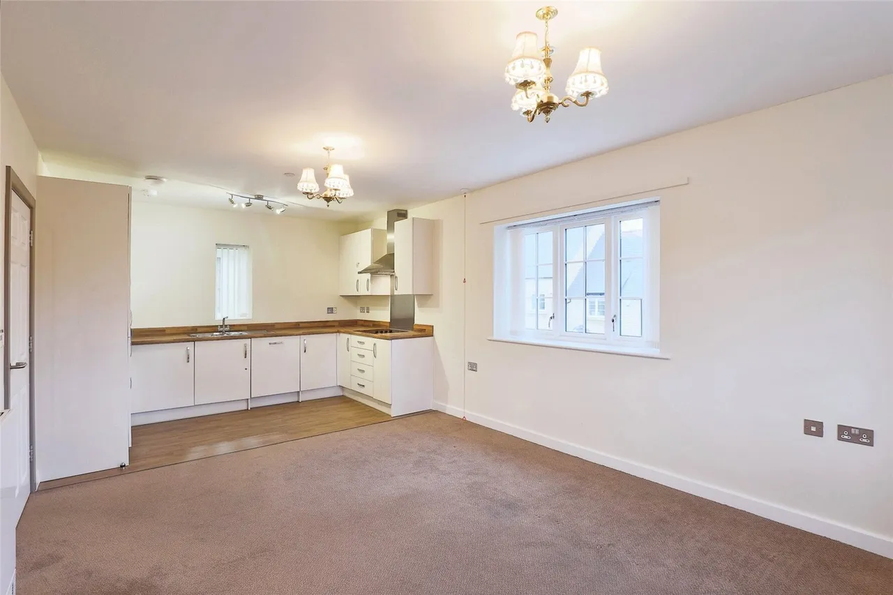 Parsons Gardens, Broadway, WR12, photo 7