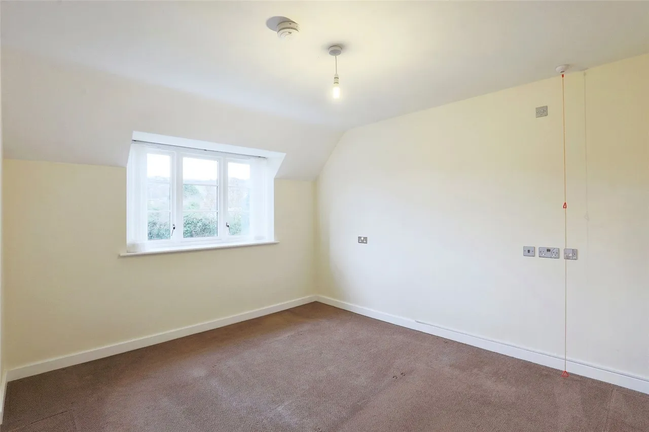 Parsons Gardens, Broadway, WR12, photo 9