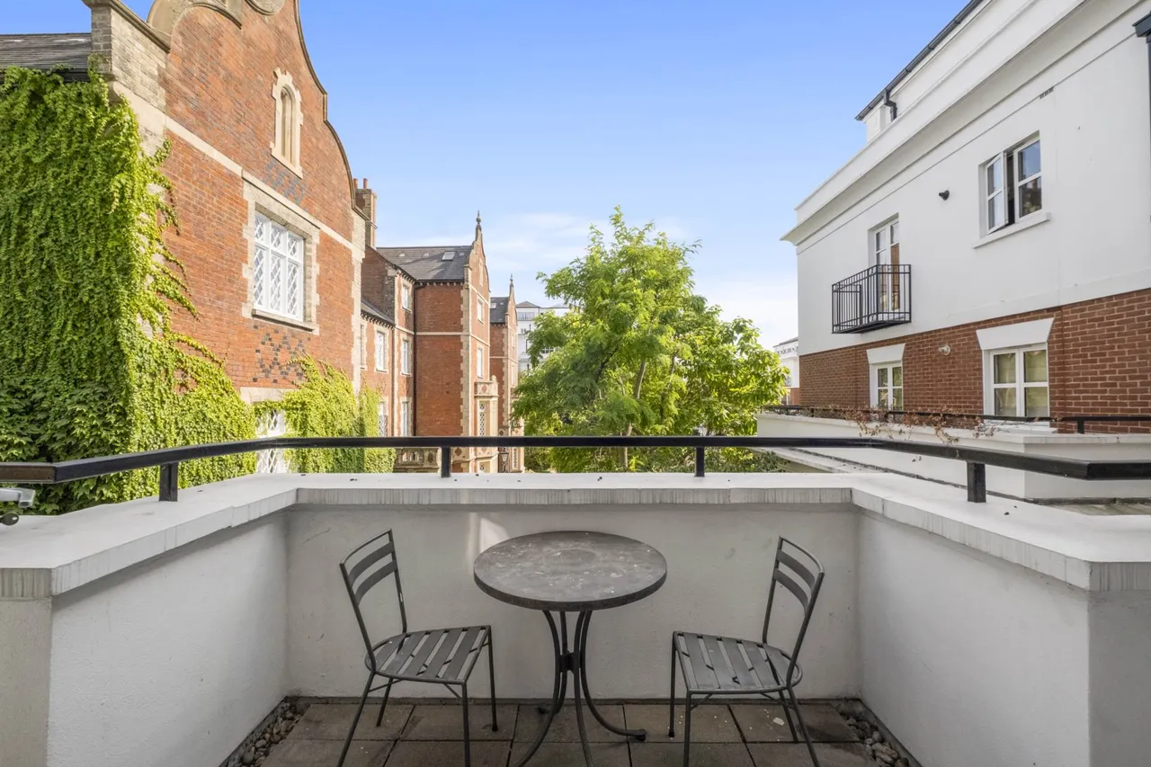 Aspen Lodge, Kensington Green, W8 5UN, photo 8
