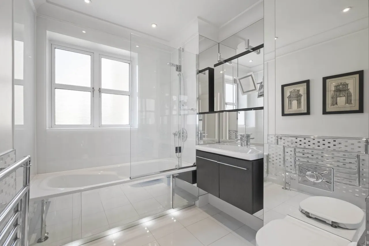 Aspen Lodge, Kensington Green, W8 5UN, photo 13