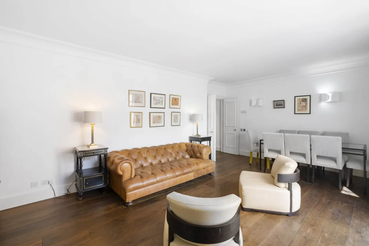 Aspen Lodge, Kensington Green, W8 5UN, photo 3