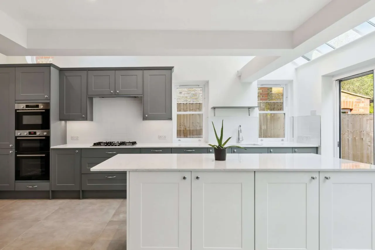St. Stephens Gardens, Twickenham, TW1, photo 13