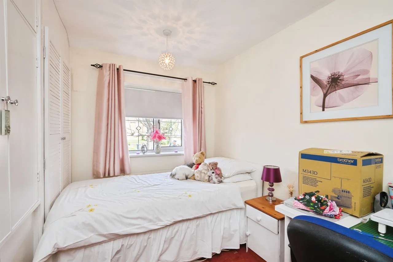 Packington Avenue, Shard End, B34, photo 9