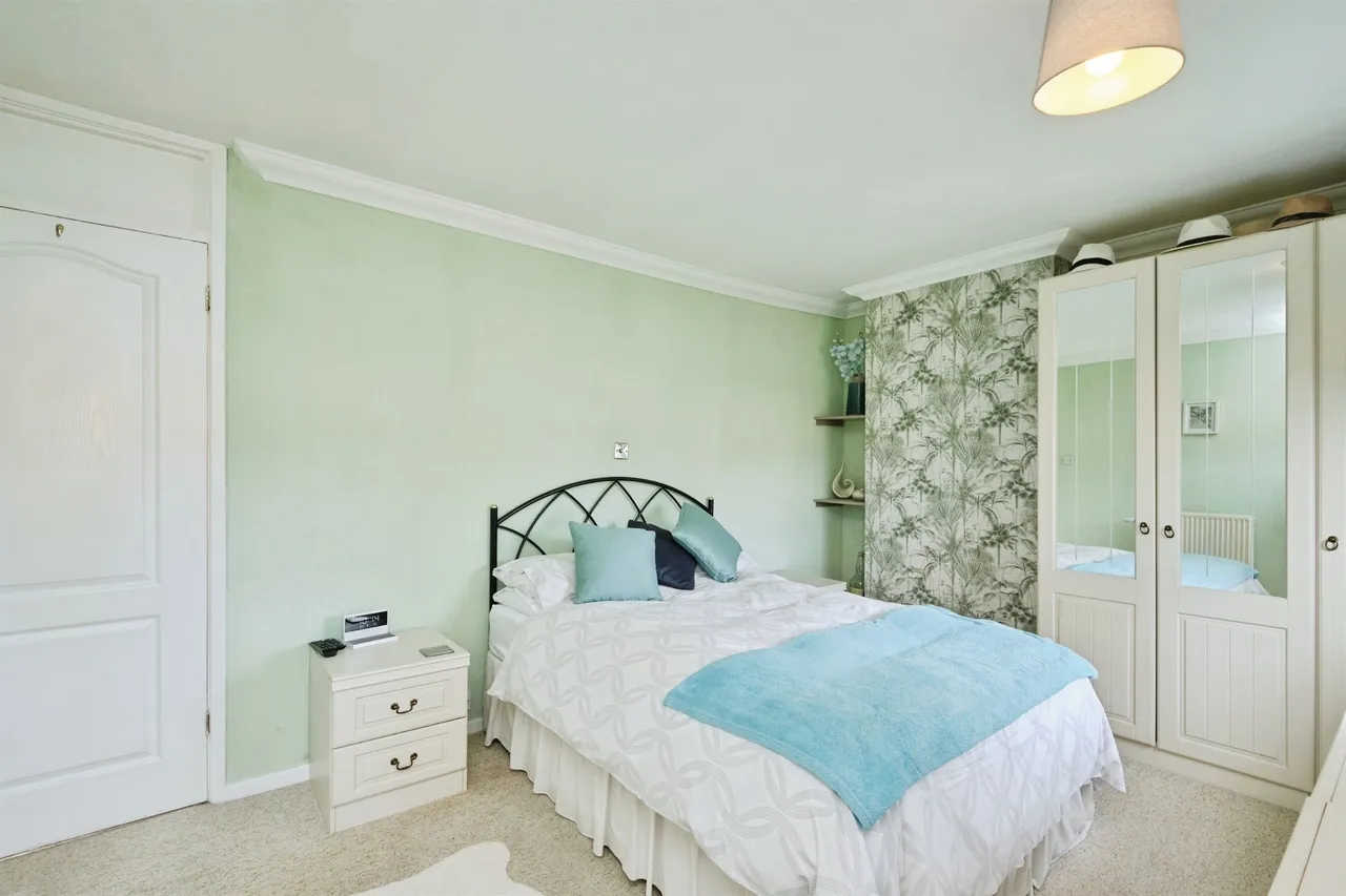 Packington Avenue, Shard End, B34, photo 10