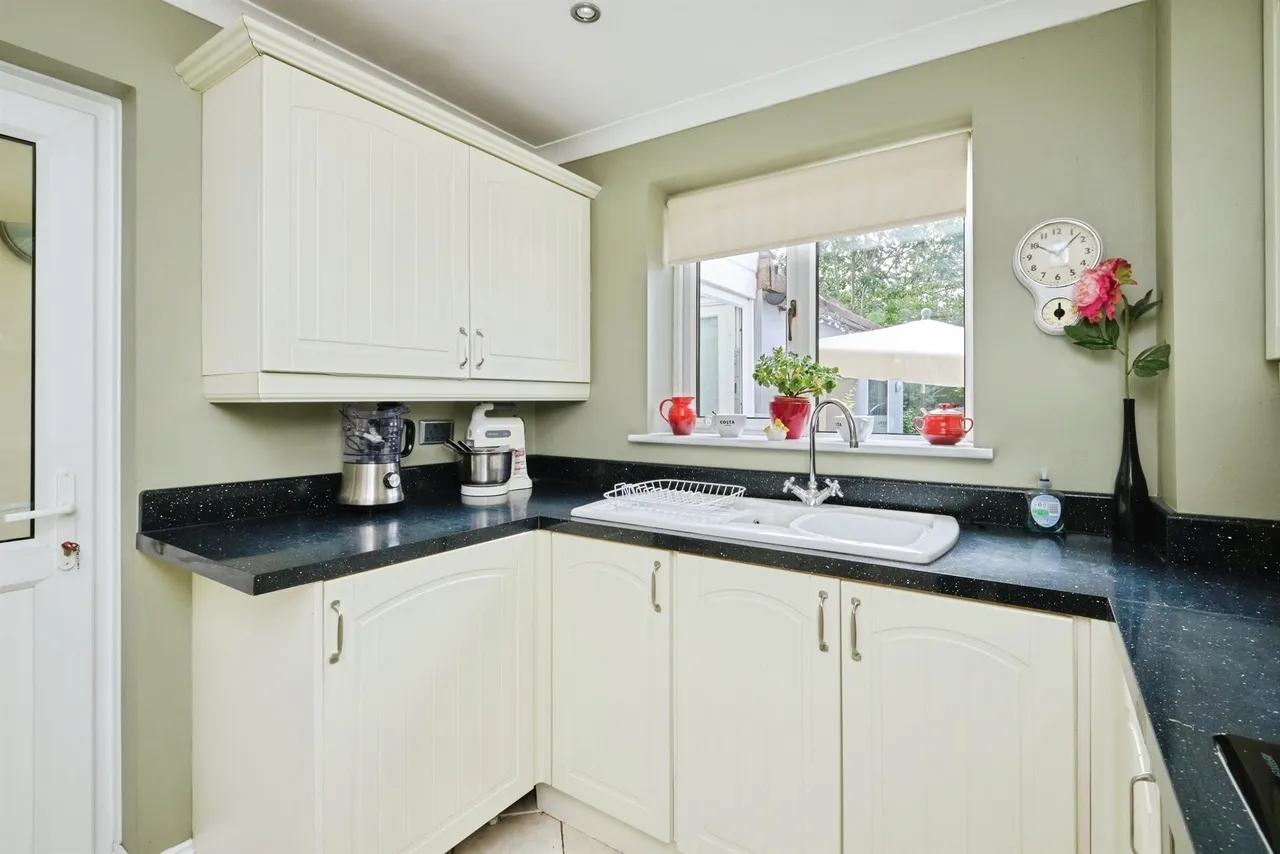 Packington Avenue, Shard End, B34, photo 5