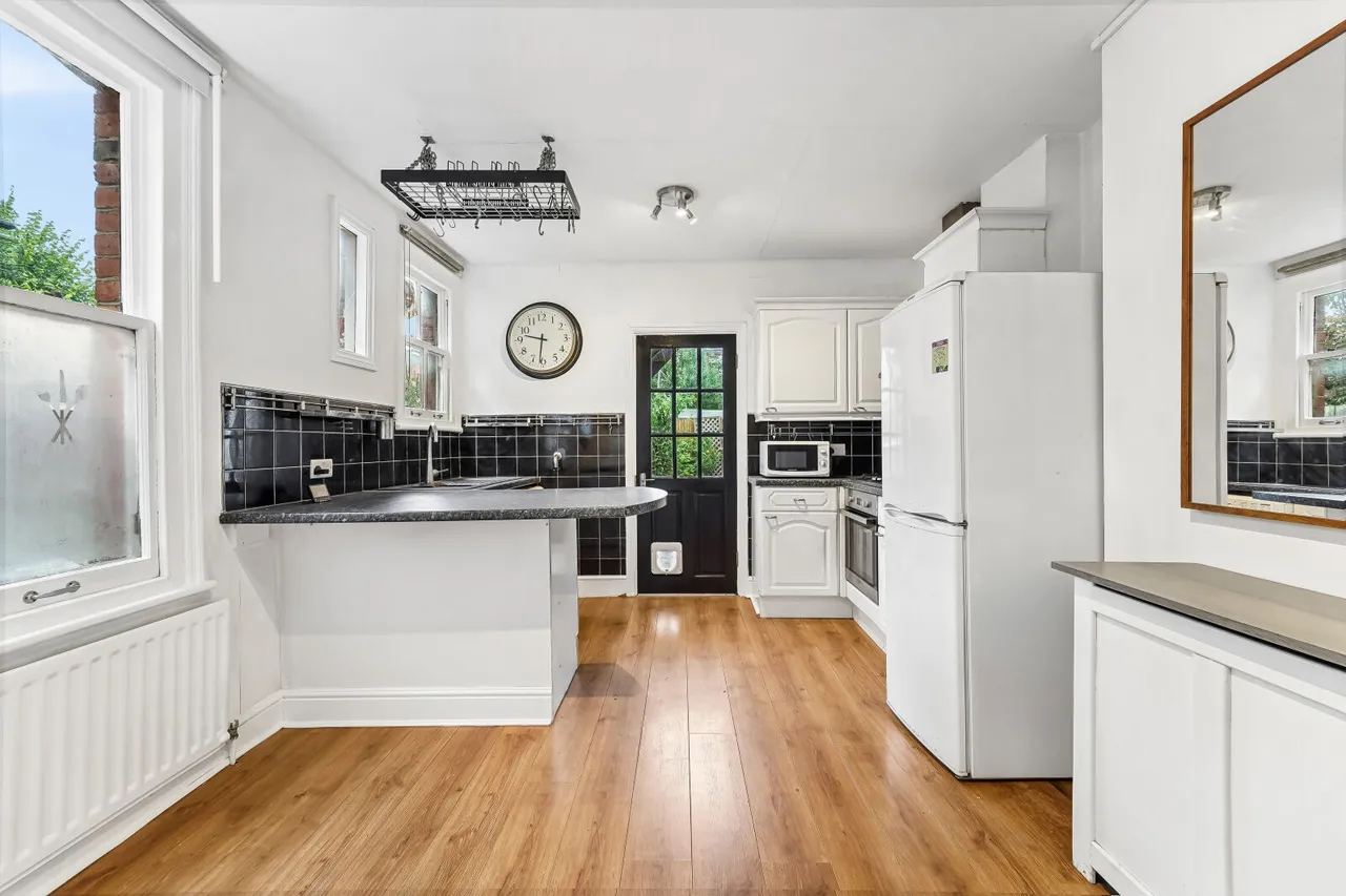 Kingston Road, Raynes Park, SW20, photo 3