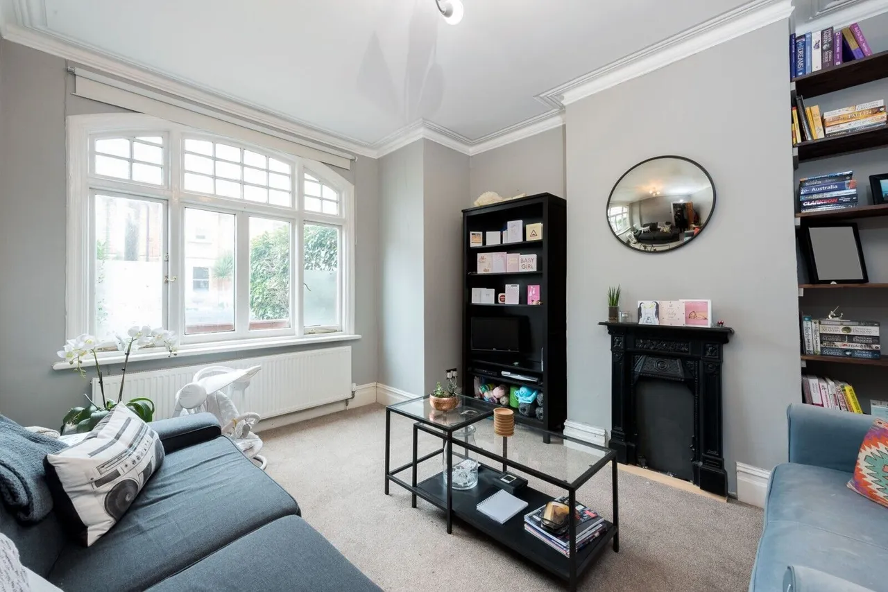 Kingston Road, Raynes Park, SW20, photo 15