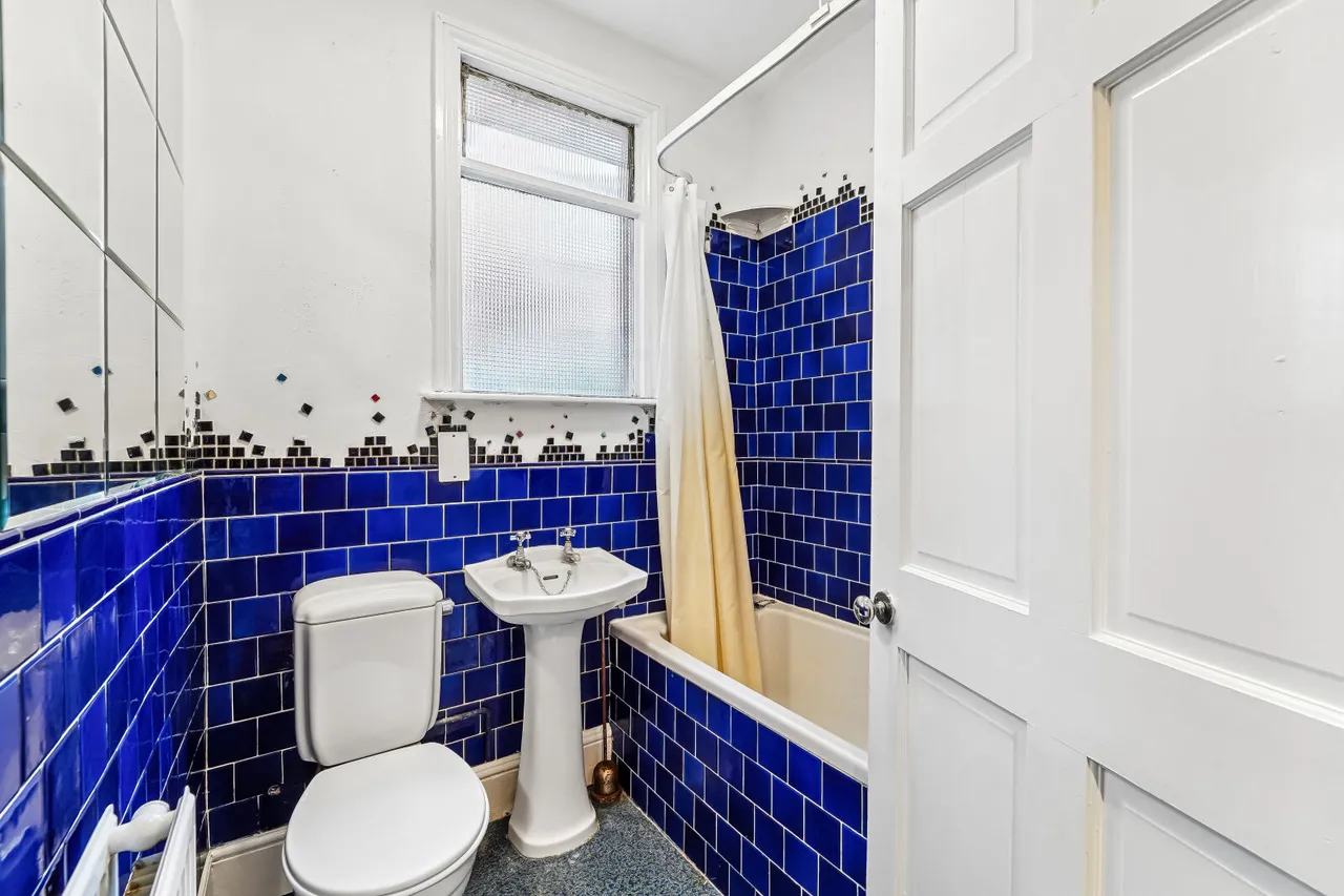 Kingston Road, Raynes Park, SW20, photo 9